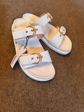 NWT White Double Strap Sandals Gold Minimalist Summer Slide Size 8 Woman’s Shoes